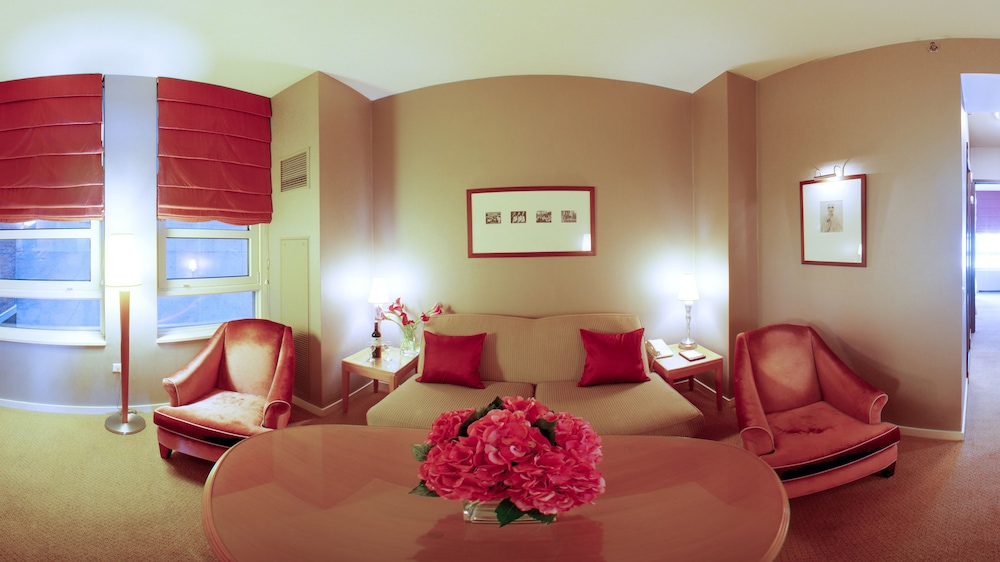 Hotel Giraffe by Library Hotel Collection — Hotel rooms in New York City, New York State