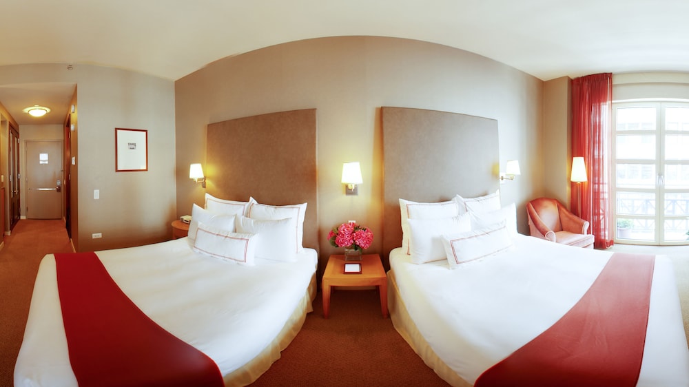 Hotel Giraffe by Library Hotel Collection — Hotel rooms in New York City, New York State