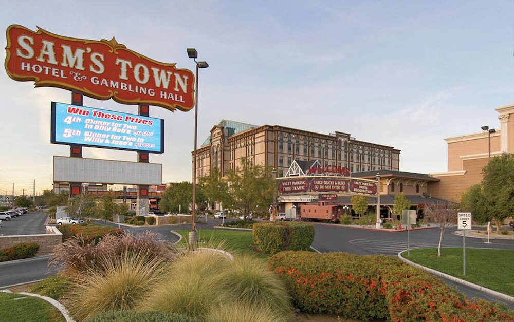 Sam's Town Hotel & Gambling Hall — Hotel building in Las Vegas, Nevada