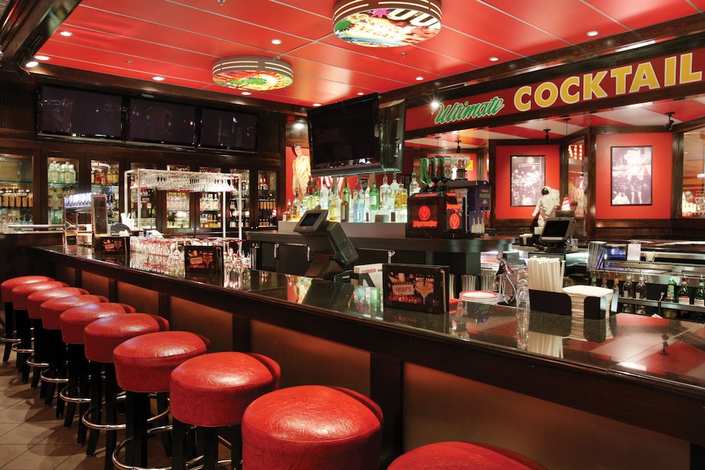 Sam's Town Hotel & Gambling Hall — Restaurant & bars in Las Vegas, Nevada