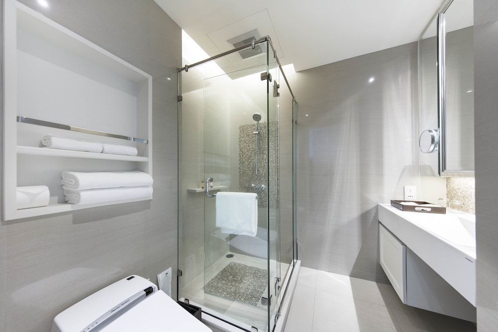 Grande Centre Point Hotel Terminal 21 — Hotel rooms in Bangkok, Bangkok