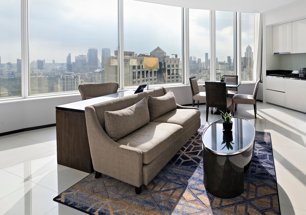 Grande Centre Point Hotel Terminal 21 — Hotel rooms in Bangkok, Bangkok