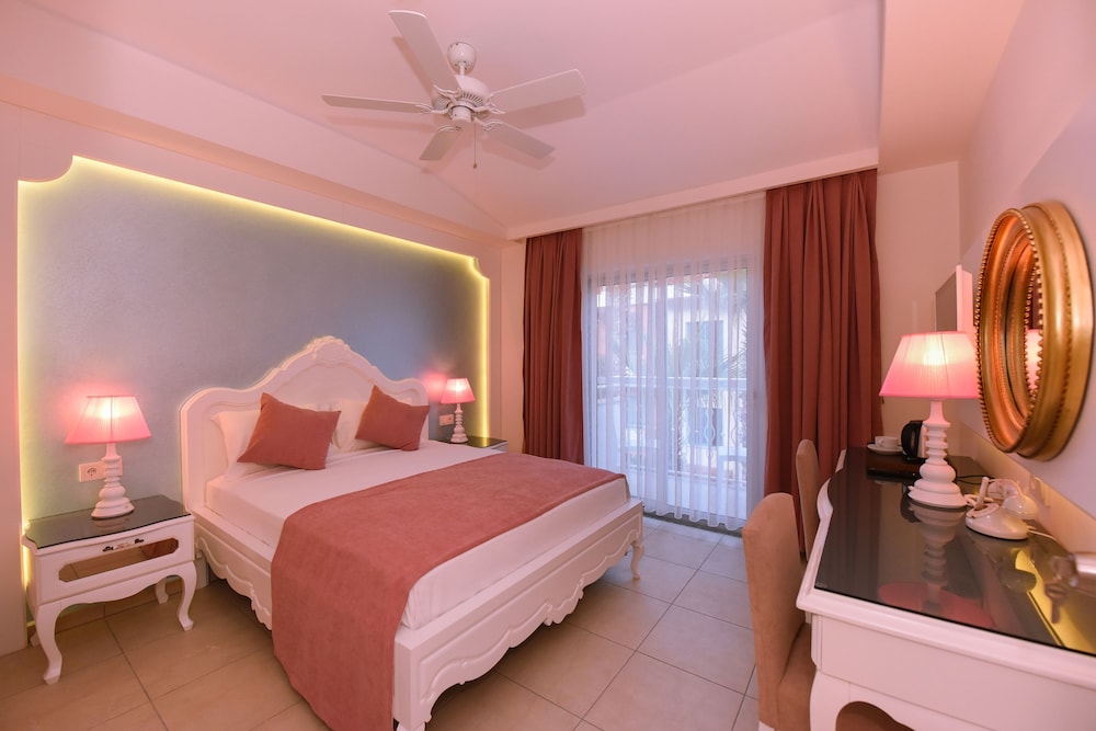 Montebello Deluxe — Hotel rooms in Fethiye, Mugla