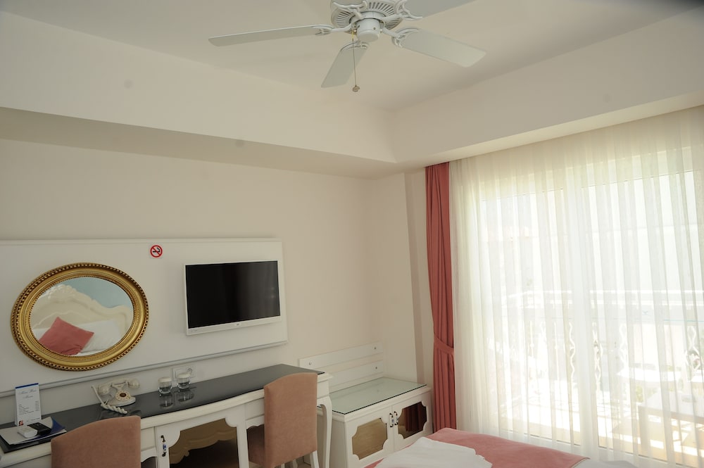 Montebello Deluxe — Hotel rooms in Fethiye, Mugla