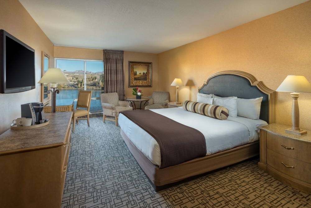 Golden Nugget Laughlin — Hotel rooms in Laughlin, Nevada