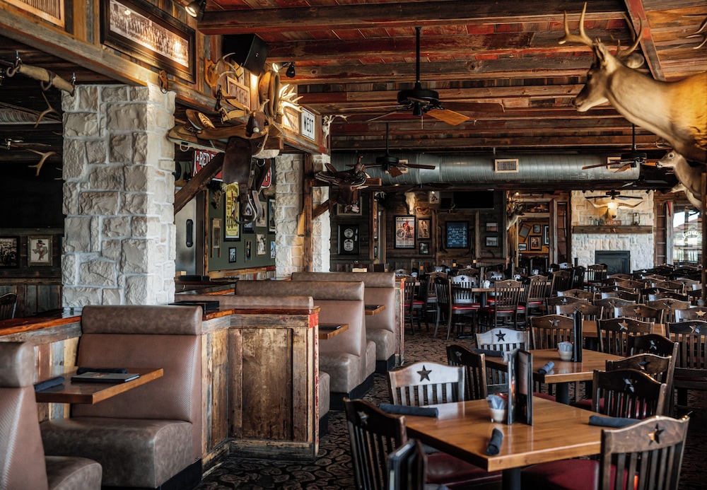 Golden Nugget Laughlin — Restaurant & bars in Laughlin, Nevada