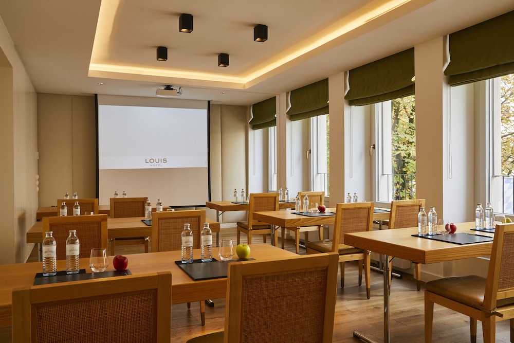 Louis Hotel — Restaurant & bars in Munich, Bavaria