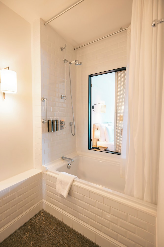 Louis Hotel — Hotel rooms in Munich, Bavaria