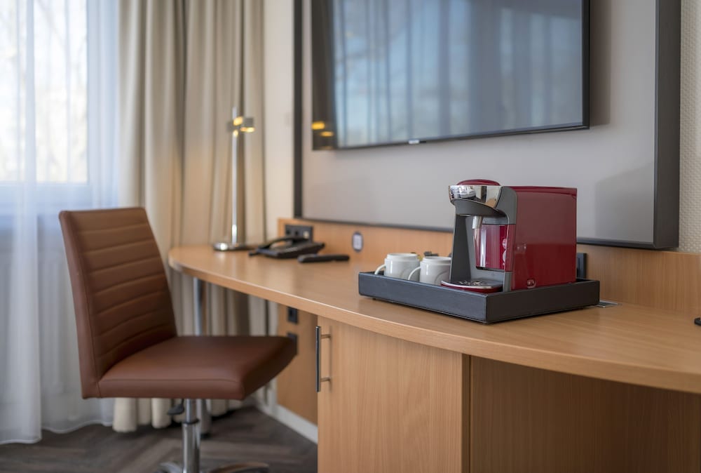 Mercure Hotel Köln Belfortstraße — Hotel rooms in Cologne, North Rhine-Westphalia