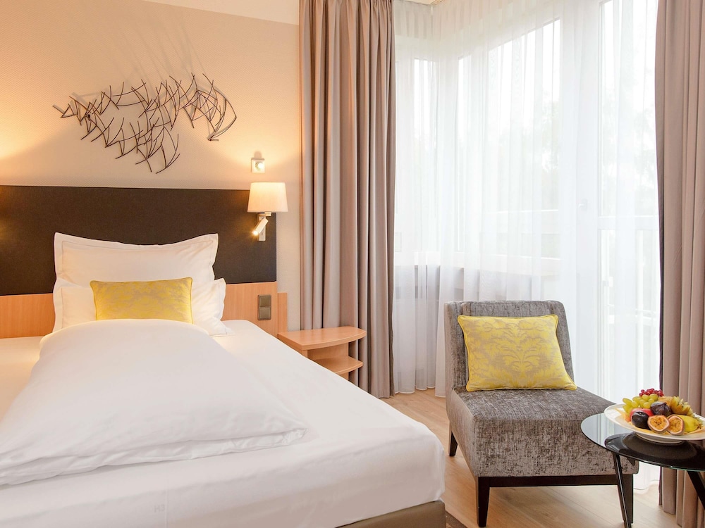 Mercure Hotel Köln Belfortstraße — Hotel rooms in Cologne, North Rhine-Westphalia