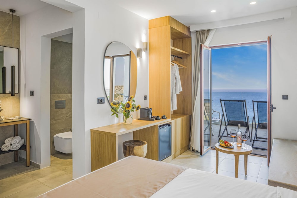 Village Panorama — Hotel rooms in Lygaria
