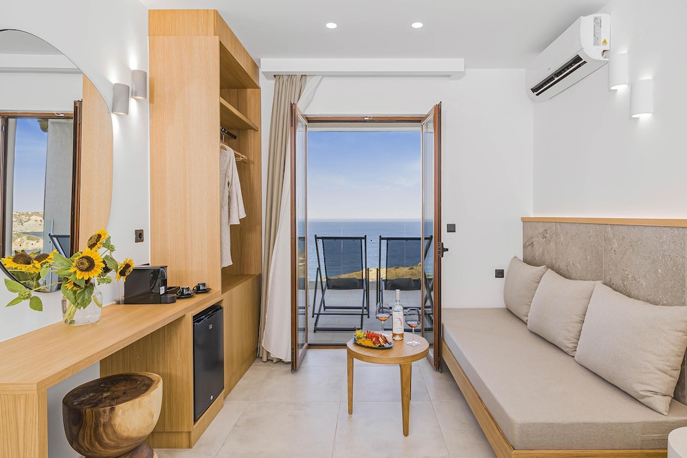 Village Panorama — Hotel rooms in Lygaria