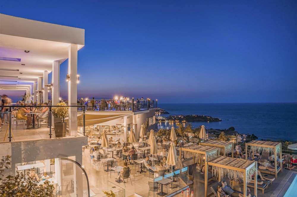 Village Panorama — Restaurant & bars in Lygaria