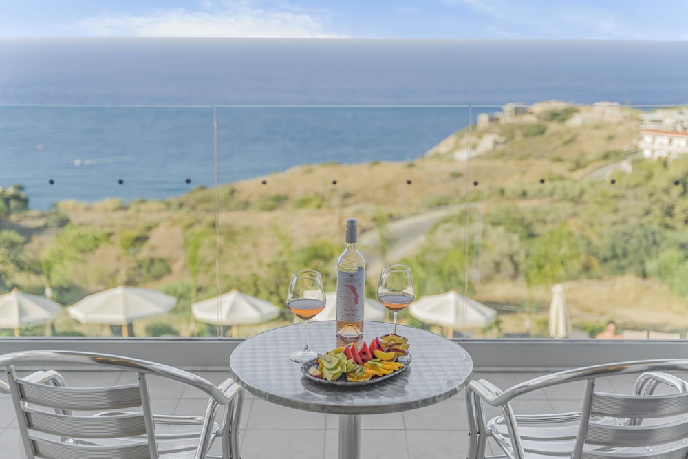 Village Panorama — Restaurant & bars in Lygaria