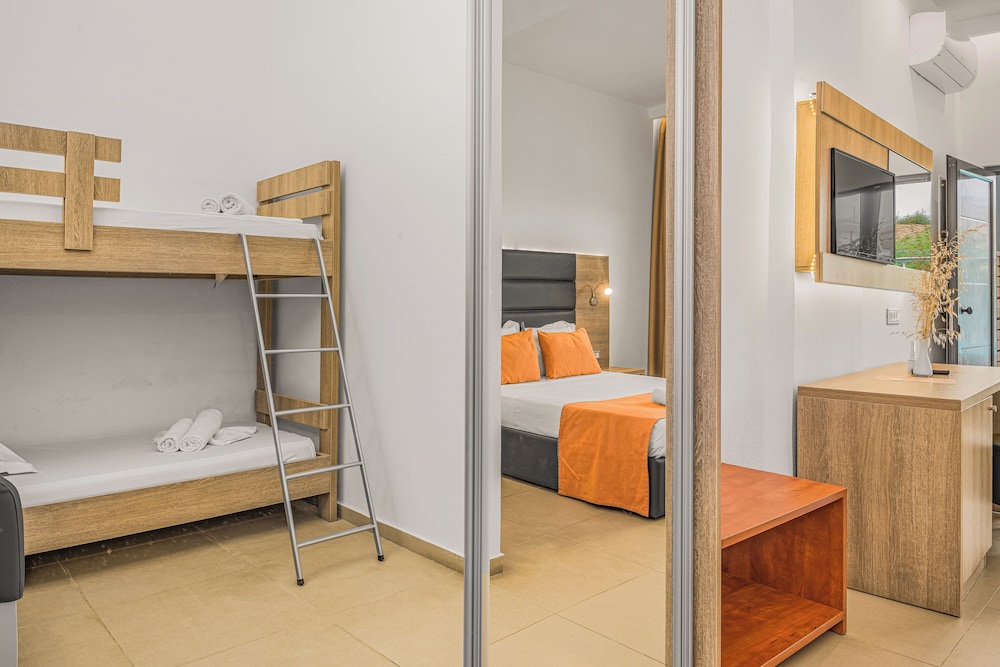 Village Panorama — Hotel rooms in Lygaria