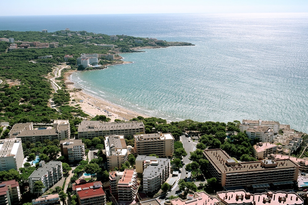 4R Playa Park — Beach in Salou, Catalonia