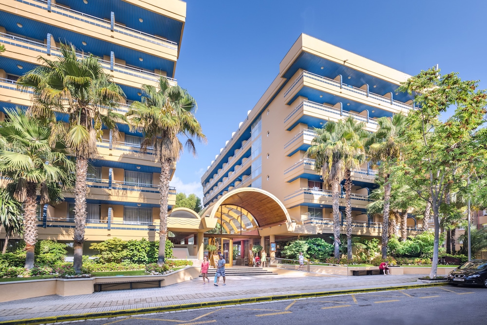4R Playa Park — Hotel building in Salou, Catalonia