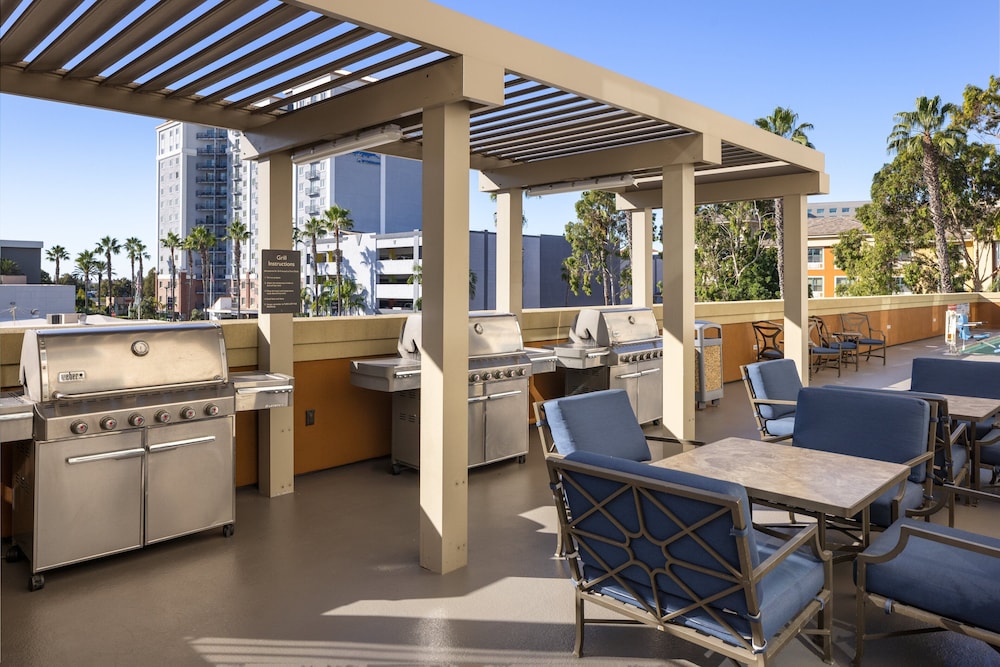 Candlewood Suites Anaheim - Resort Area by IHG — Sports & recreation in Anaheim, California