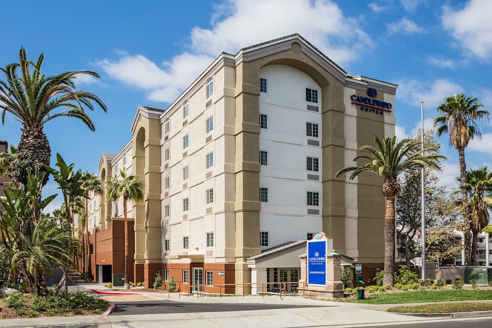 Candlewood Suites Anaheim - Resort Area by IHG — Hotel building in Anaheim, California