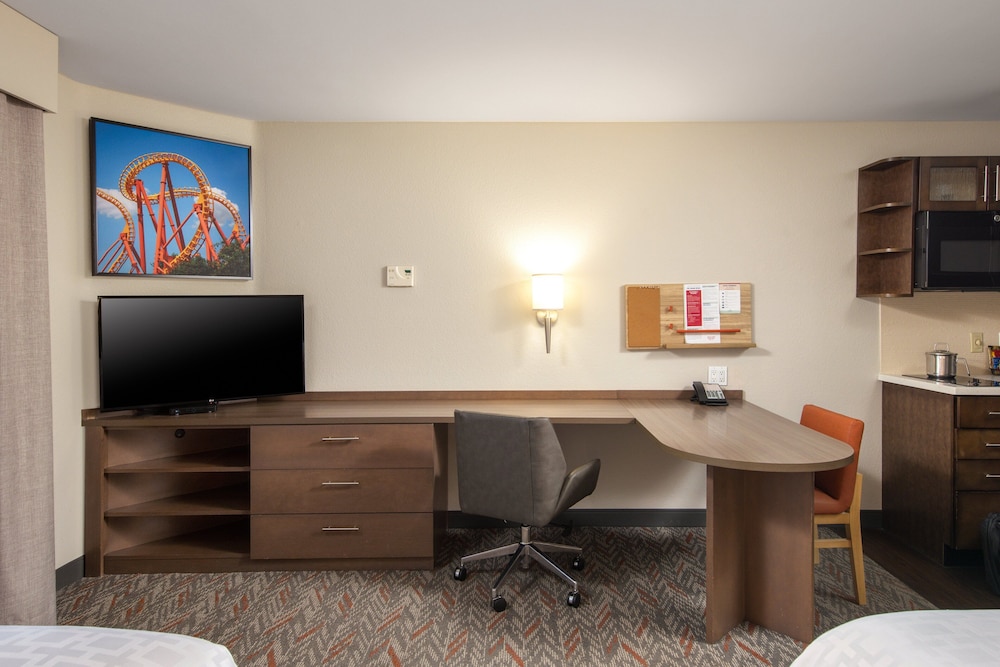 Candlewood Suites Anaheim - Resort Area by IHG — Hotel rooms in Anaheim, California