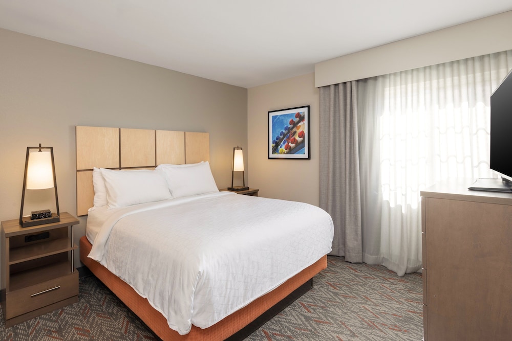 Candlewood Suites Anaheim - Resort Area by IHG — Hotel rooms in Anaheim, California