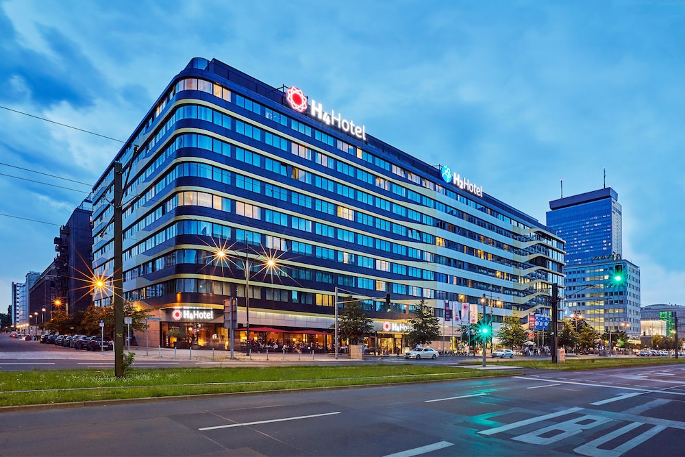 Hotel Berlin Alexanderplatz by Leonardo Hotels — Main photo in Berlin, Berlin
