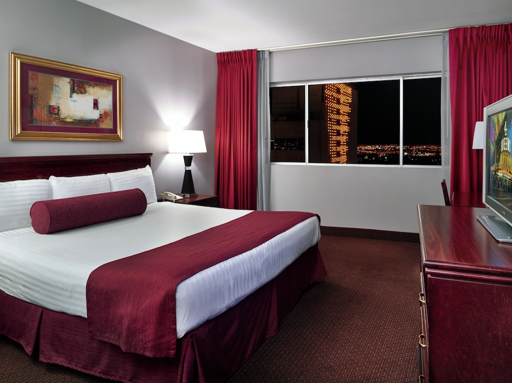 Four Queens Hotel and Casino — Hotel rooms in Las Vegas, Nevada