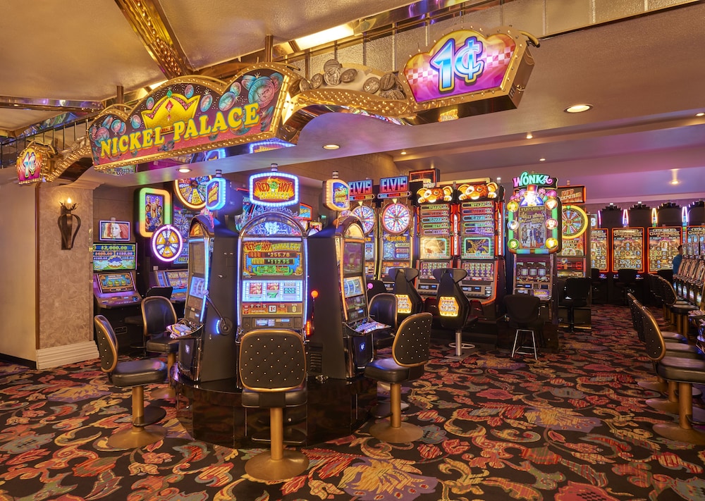 Four Queens Hotel and Casino — Attractions in the area in Las Vegas, Nevada