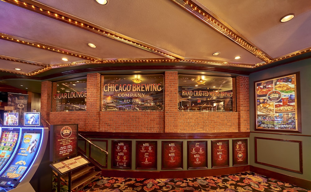 Four Queens Hotel and Casino — Restaurant & bars in Las Vegas, Nevada
