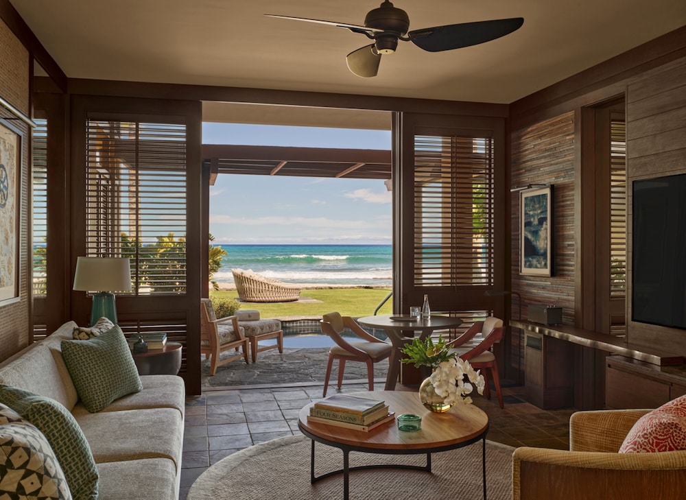 Four Seasons Resort Hualalai — Hotel rooms in Kailua-Kona, Hawaii