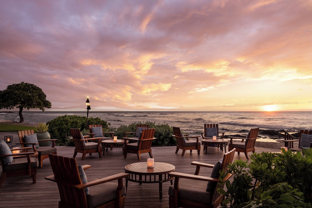 Four Seasons Resort Hualalai — Restaurant & bars in Kailua-Kona, Hawaii