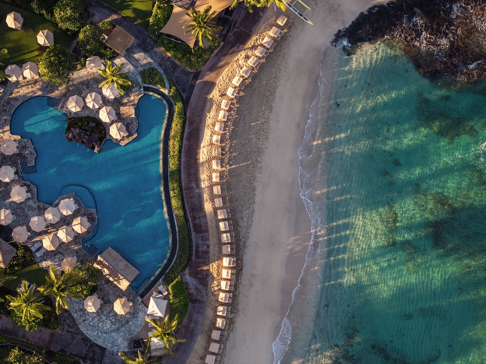 Four Seasons Resort Hualalai — Beach in Kailua-Kona, Hawaii