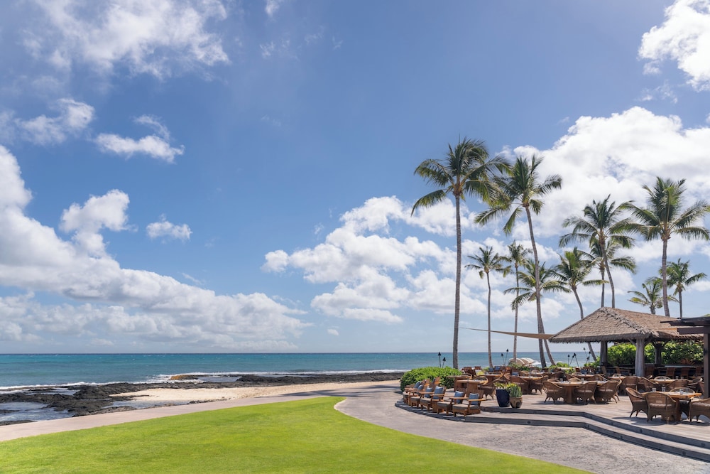 Four Seasons Resort Hualalai — Restaurant & bars in Kailua-Kona, Hawaii