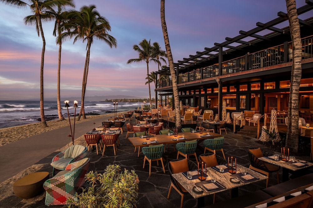 Four Seasons Resort Hualalai — Restaurant & bars in Kailua-Kona, Hawaii