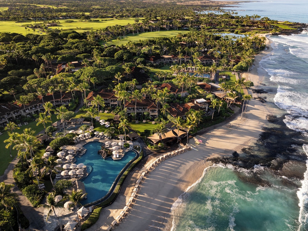 Four Seasons Resort Hualalai — Beach in Kailua-Kona, Hawaii