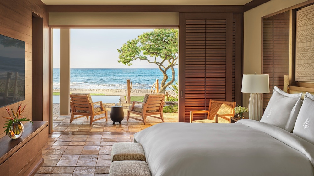 Four Seasons Resort Hualalai — Hotel rooms in Kailua-Kona, Hawaii