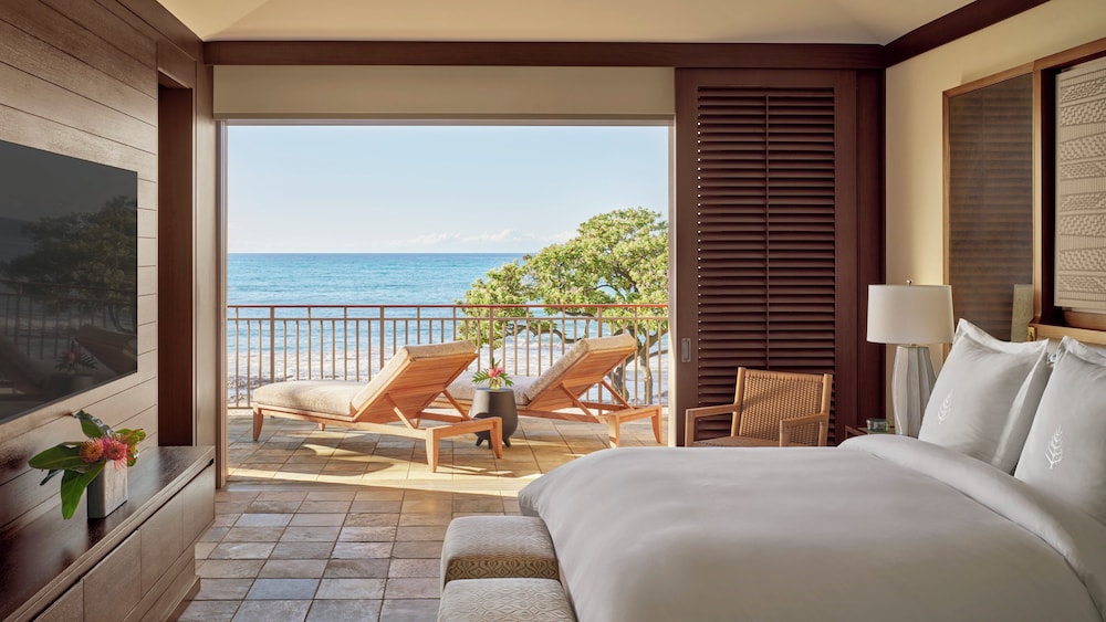 Four Seasons Resort Hualalai — Hotel rooms in Kailua-Kona, Hawaii