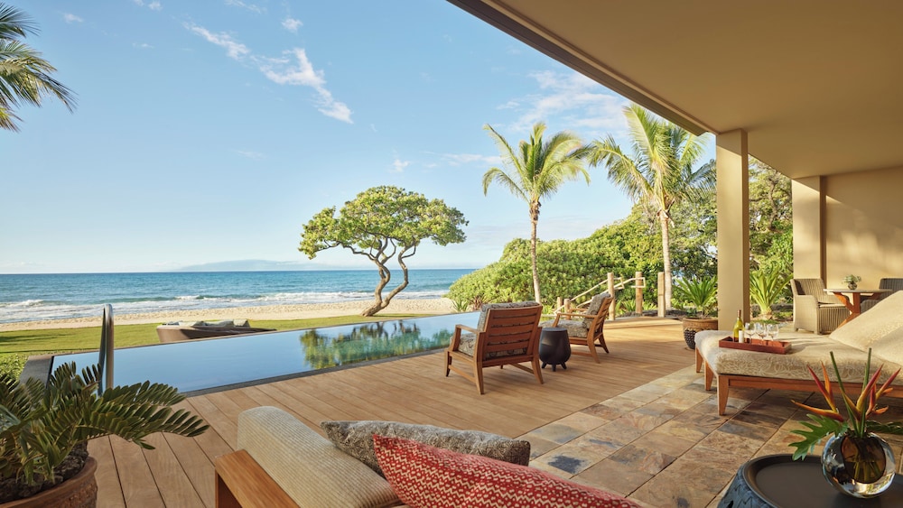 Four Seasons Resort Hualalai — Beach in Kailua-Kona, Hawaii