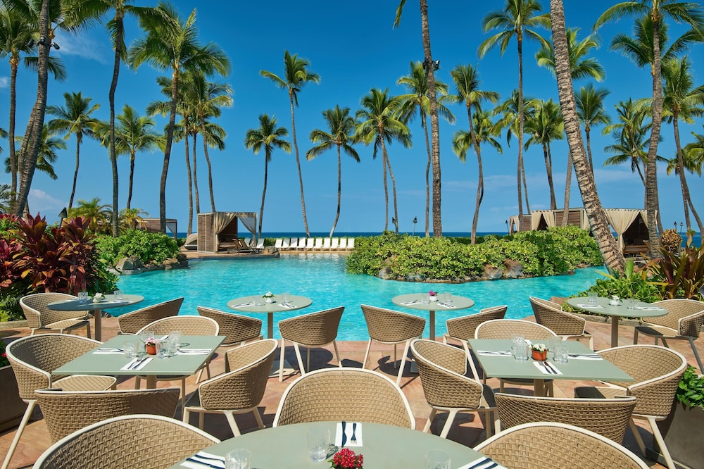 Grand Wailea Maui, A Waldorf Astoria Resort — Restaurant & bars in Kula, Hawaii