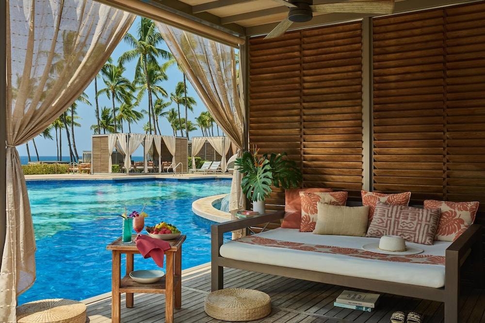 Grand Wailea Maui, A Waldorf Astoria Resort — Swimming pool in Kula, Hawaii