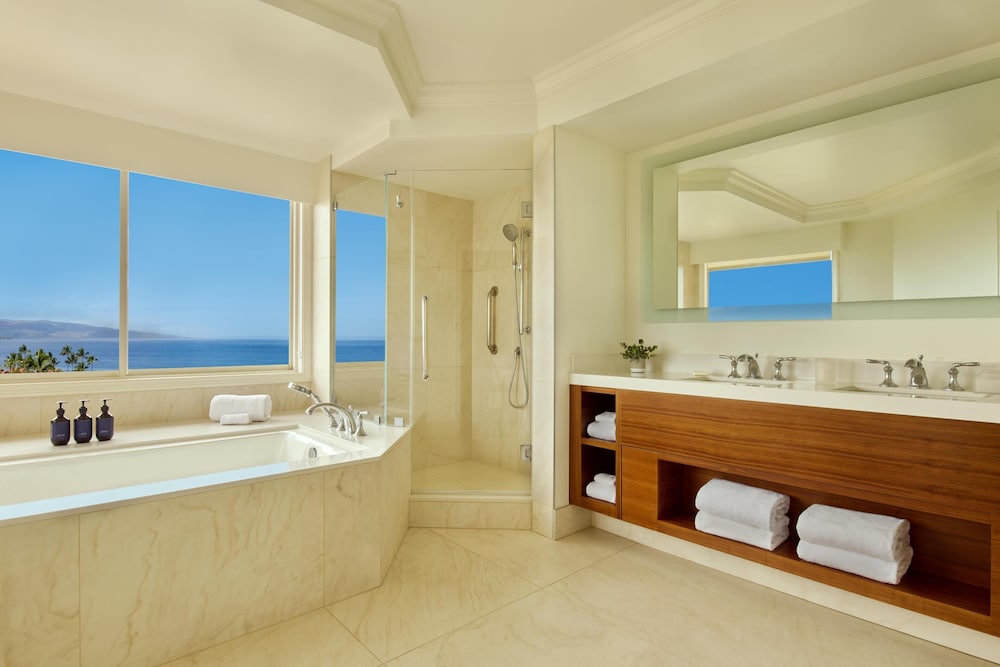 Grand Wailea Maui, A Waldorf Astoria Resort — Hotel rooms in Kula, Hawaii