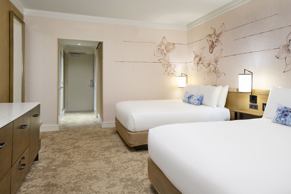 Prince Waikiki — Hotel rooms in Honolulu, Hawaii