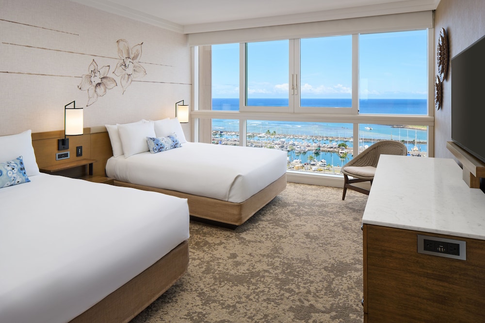 Prince Waikiki — Hotel rooms in Honolulu, Hawaii