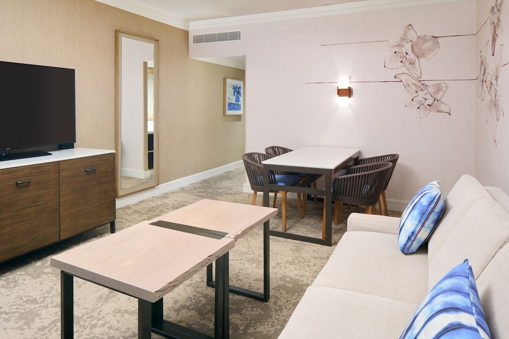 Prince Waikiki — Hotel rooms in Honolulu, Hawaii