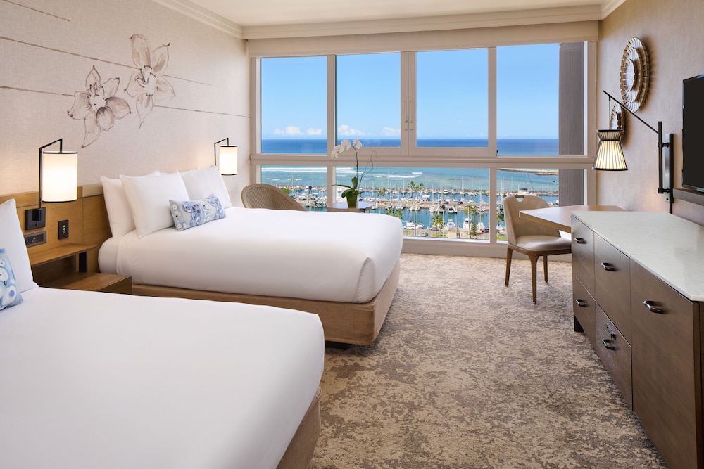 Prince Waikiki — Hotel rooms in Honolulu, Hawaii
