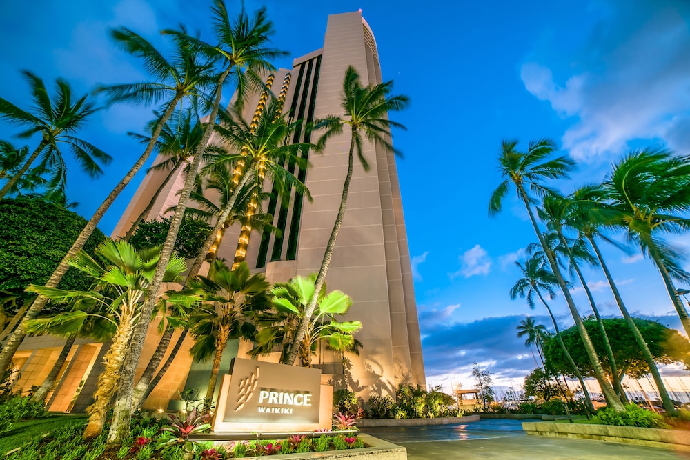 Prince Waikiki — Hotel building in Honolulu, Hawaii