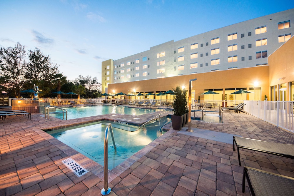 Hyatt Place Orlando/Lake Buena Vista — Swimming pool in Orlando, Florida