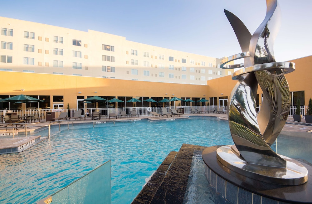 Hyatt Place Orlando/Lake Buena Vista — Swimming pool in Orlando, Florida