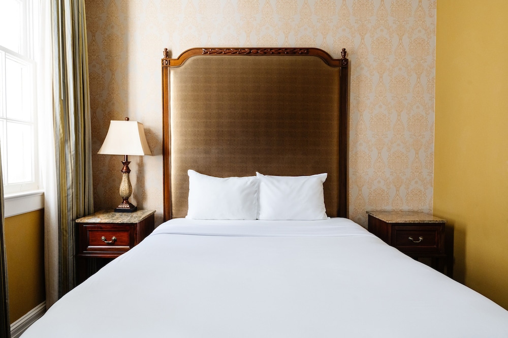 The Lafayette New Orleans By Kasa Living — Hotel rooms in New Orleans, Louisiana