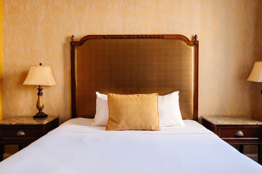 The Lafayette New Orleans By Kasa Living — Hotel rooms in New Orleans, Louisiana